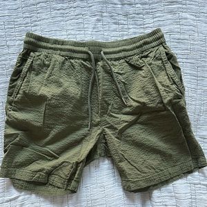 United by blue seersucker pull on short size large